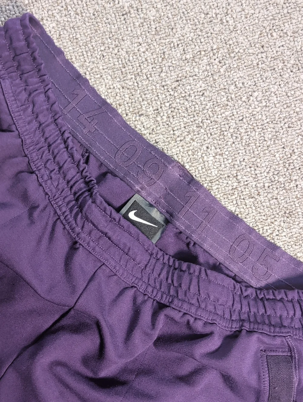 Nike Sportswear Tech Pack Knit Pants Size Large in 'Grand Purple' BV4452-525